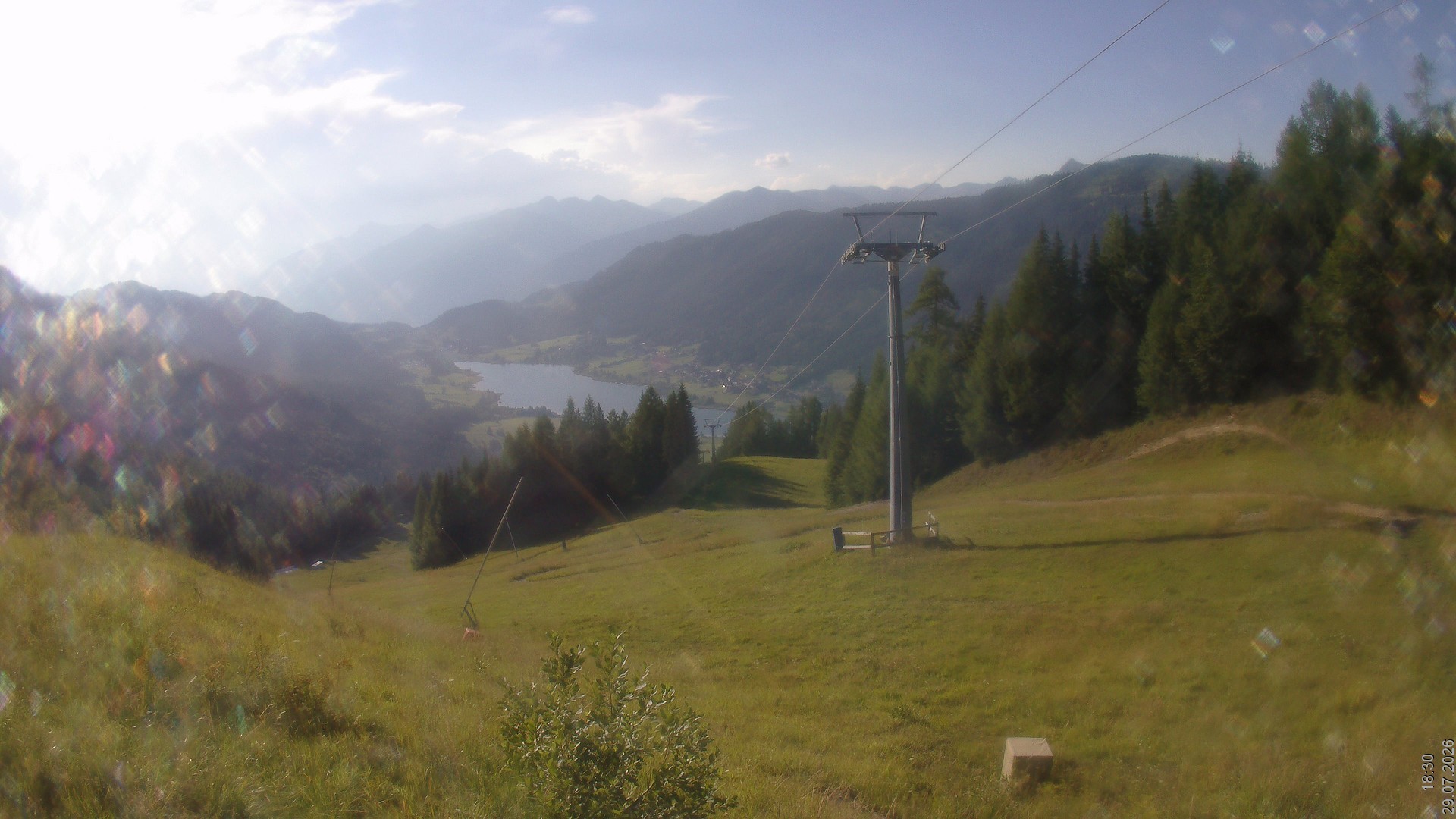 Archiv Foto Webcam Bergbahnen Weissensee - Bergstation