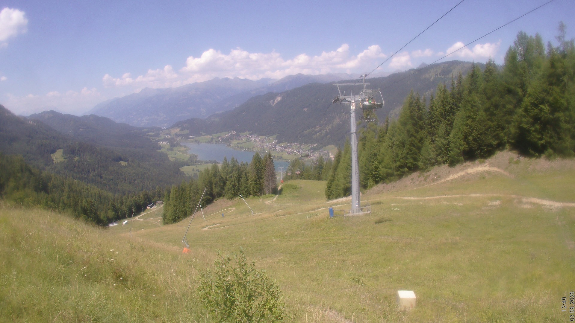 Archiv Foto Webcam Bergbahnen Weissensee - Bergstation
