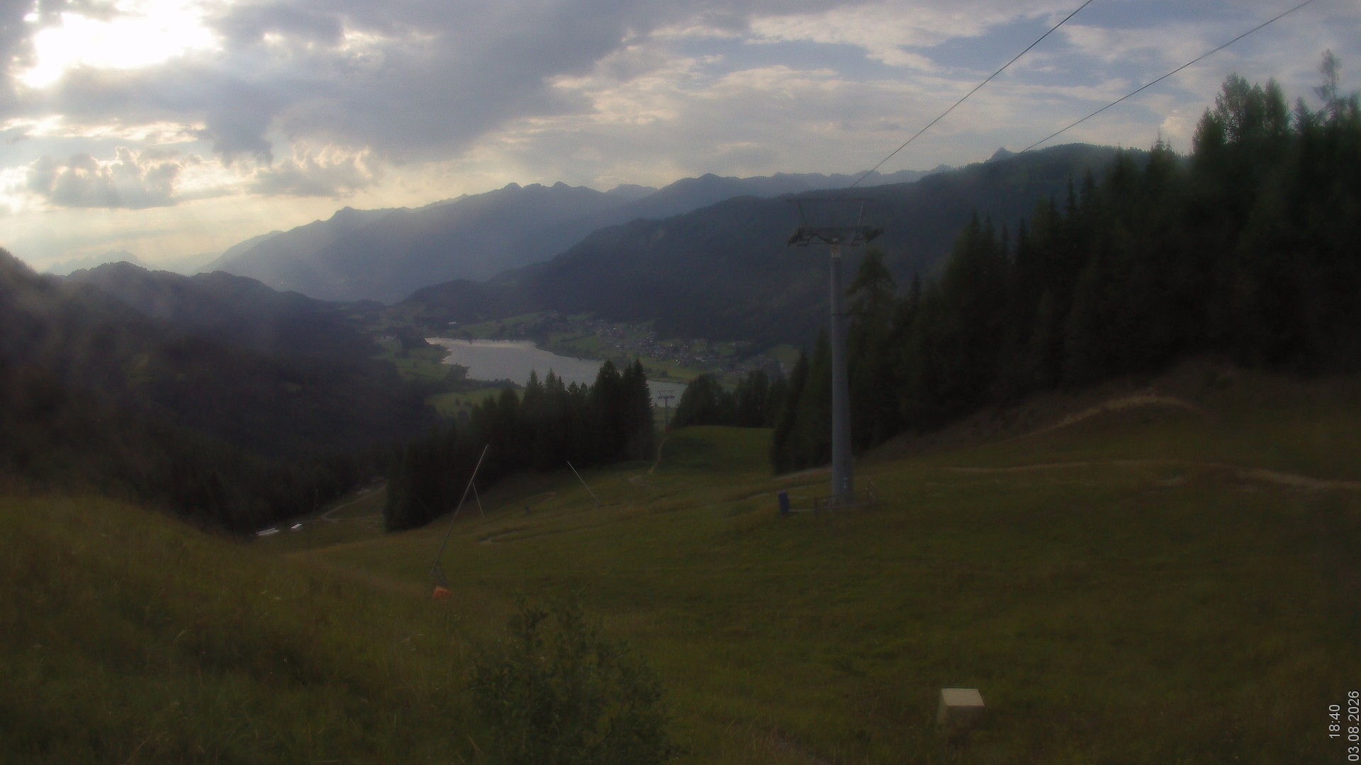 Archiv Foto Webcam Bergbahnen Weissensee - Bergstation