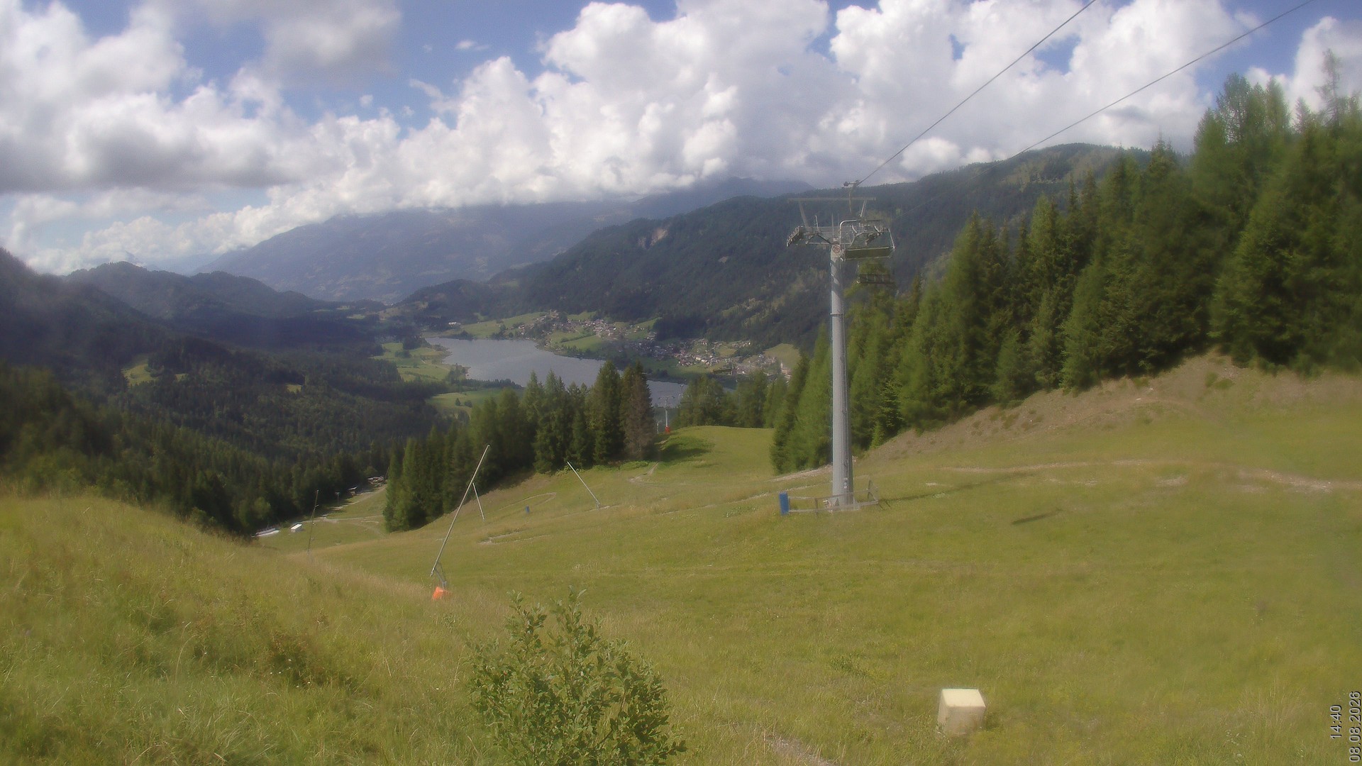 Archiv Foto Webcam Bergbahnen Weissensee - Bergstation