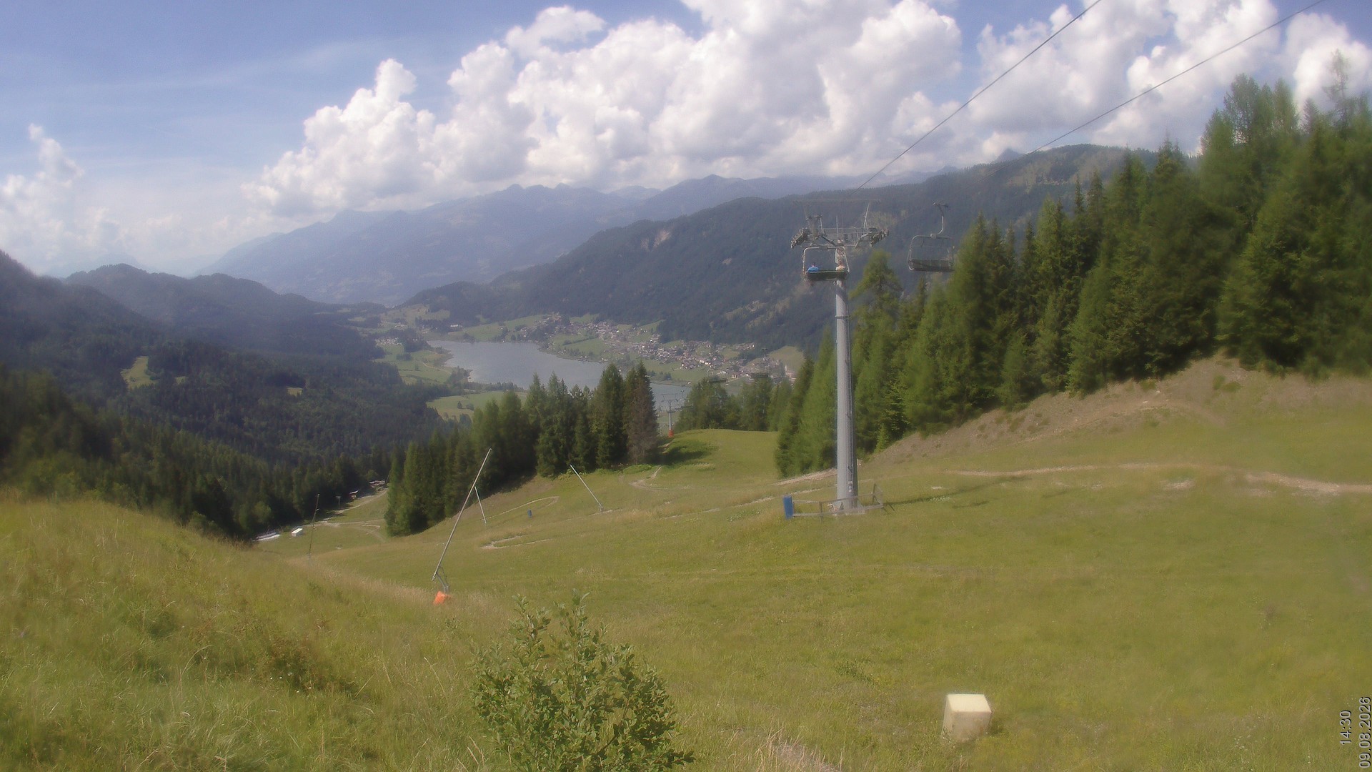 Archiv Foto Webcam Bergbahnen Weissensee - Bergstation