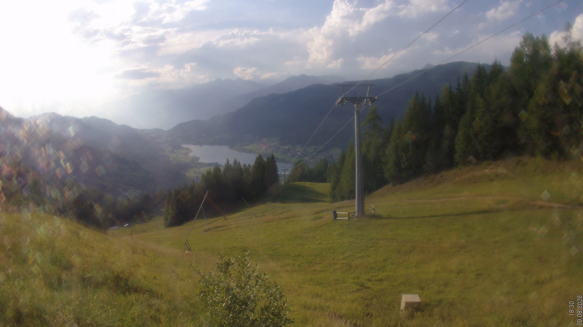 Archiv Foto Webcam Bergbahnen Weissensee - Bergstation
