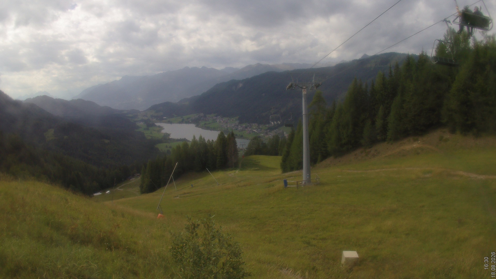Archiv Foto Webcam Bergbahnen Weissensee - Bergstation