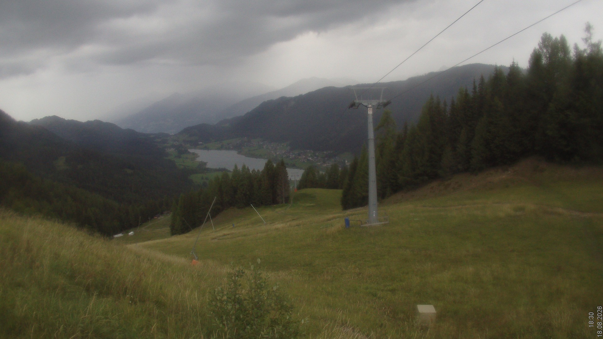 Archiv Foto Webcam Bergbahnen Weissensee - Bergstation