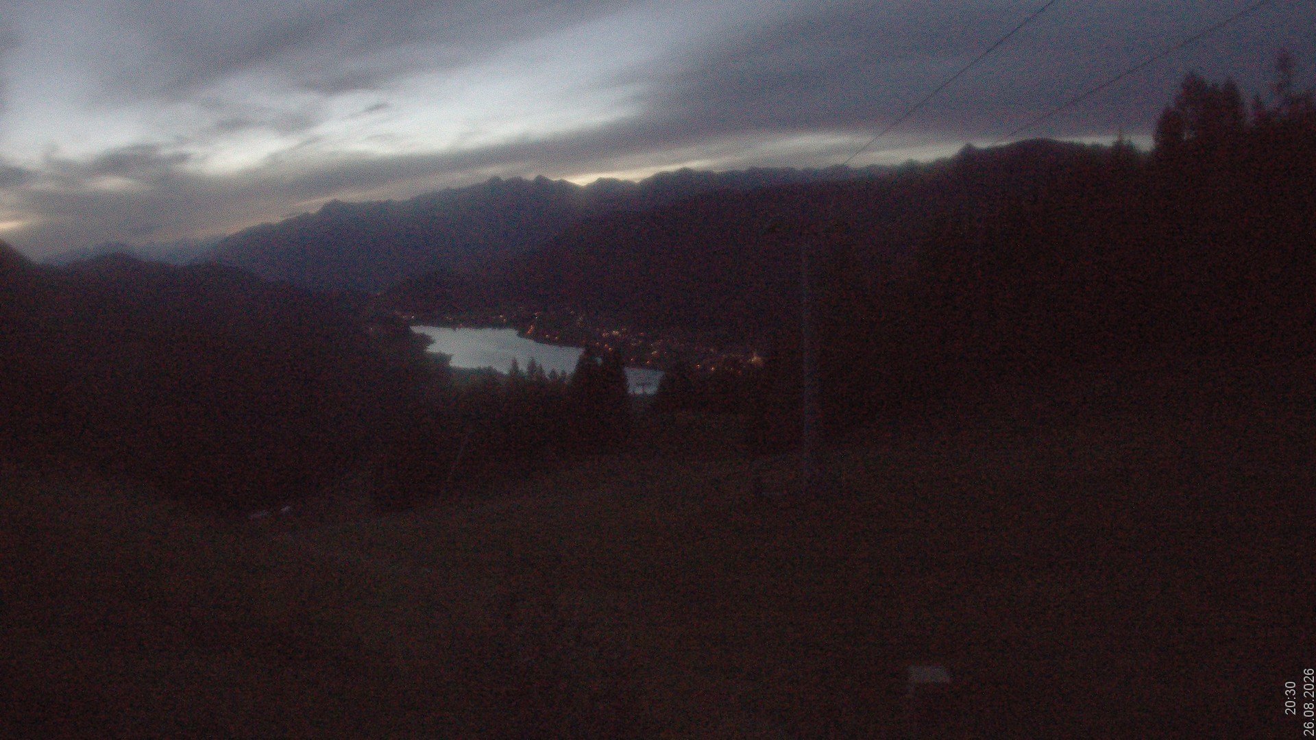 Archiv Foto Webcam Bergbahnen Weissensee - Bergstation