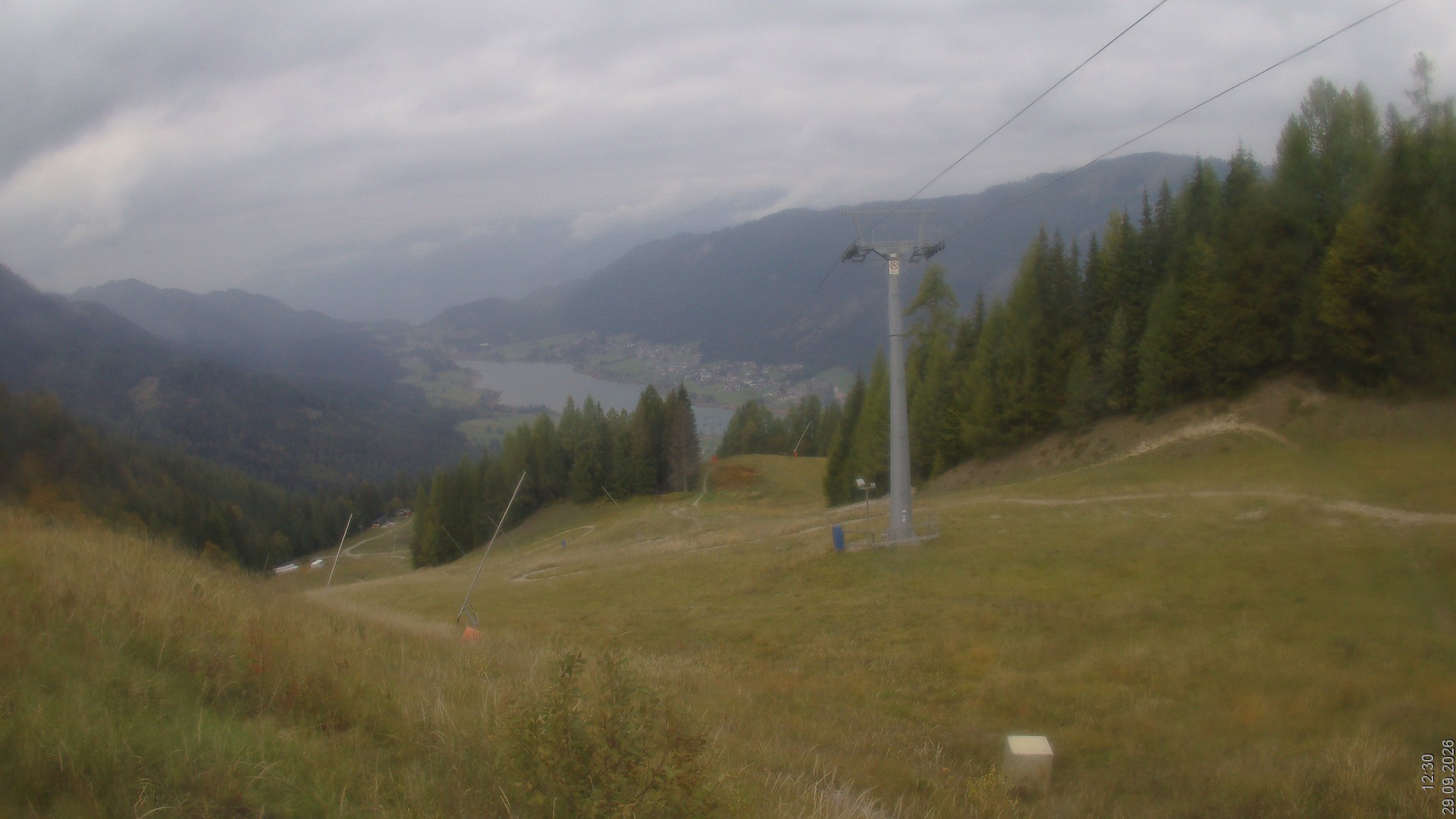 Archiv Foto Webcam Bergbahnen Weissensee - Bergstation