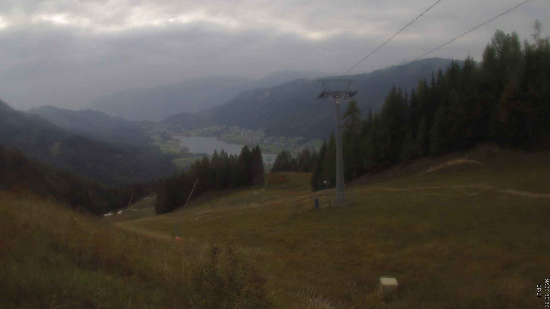 Archiv Foto Webcam Bergbahnen Weissensee - Bergstation