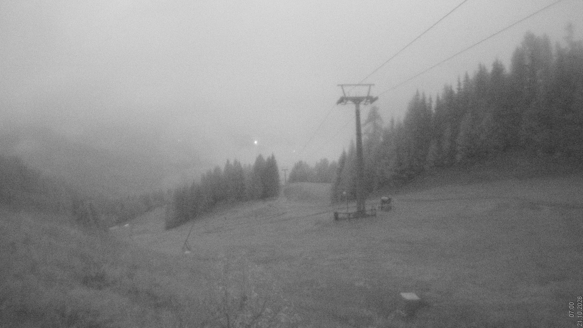 Archiv Foto Webcam Bergbahnen Weissensee - Bergstation