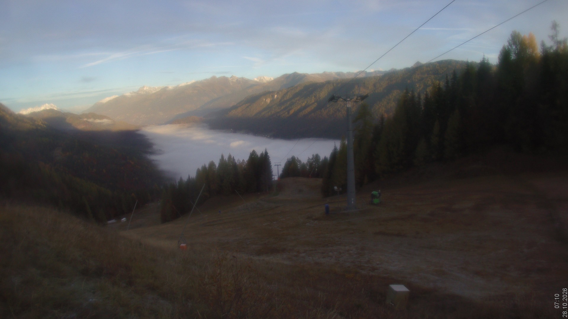 Archiv Foto Webcam Bergbahnen Weissensee - Bergstation