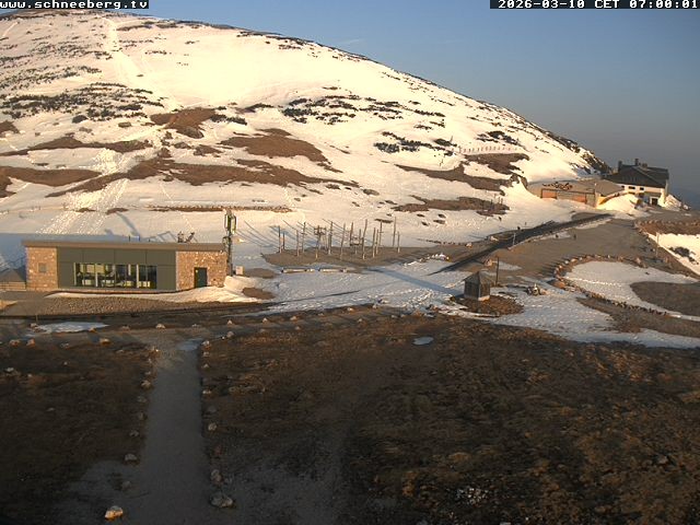 Archiv Foto Webcam Endstation Zahnradbahn Hochschneeberg
