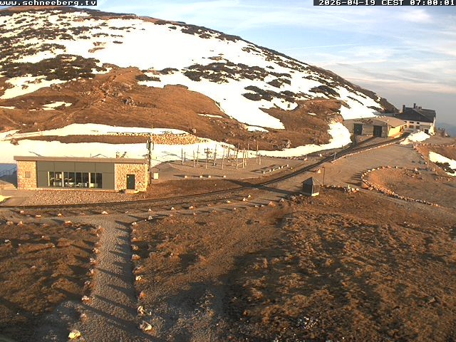 Archiv Foto Webcam Endstation Zahnradbahn Hochschneeberg