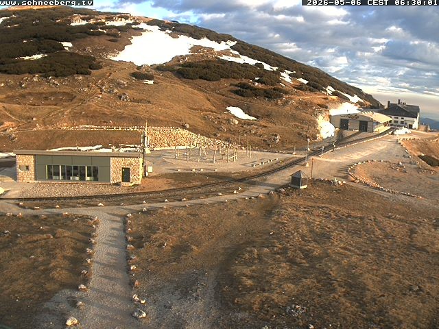 Archiv Foto Webcam Endstation Zahnradbahn Hochschneeberg