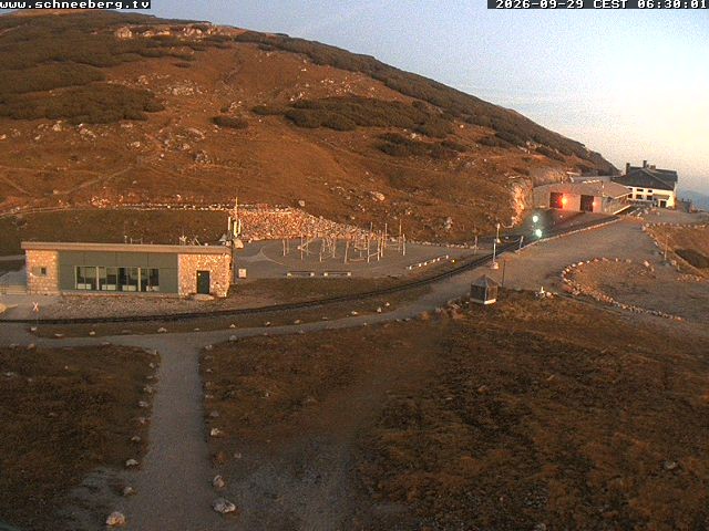 Archiv Foto Webcam Endstation Zahnradbahn Hochschneeberg