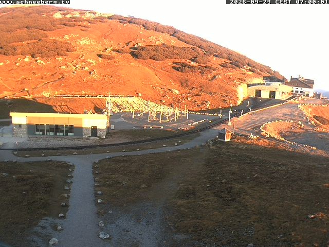 Archiv Foto Webcam Endstation Zahnradbahn Hochschneeberg