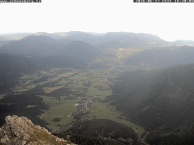 Archived image Webcam Mountain Hut Hochschneeberg