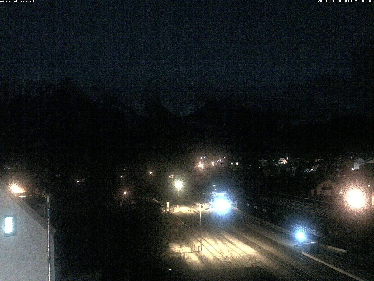 Archived image Webcam Train station at Puchberg am Schneeberg with view towards the Schneeberg