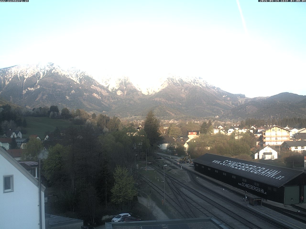 Archiv Foto Webcam Bahnhof in Puchberg am Schneeberg and Schneeberg Panorama