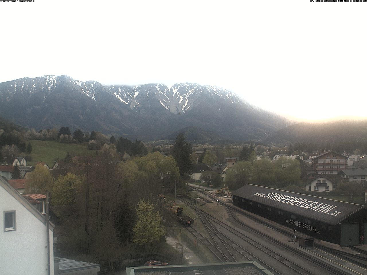 Archiv Foto Webcam Bahnhof in Puchberg am Schneeberg and Schneeberg Panorama