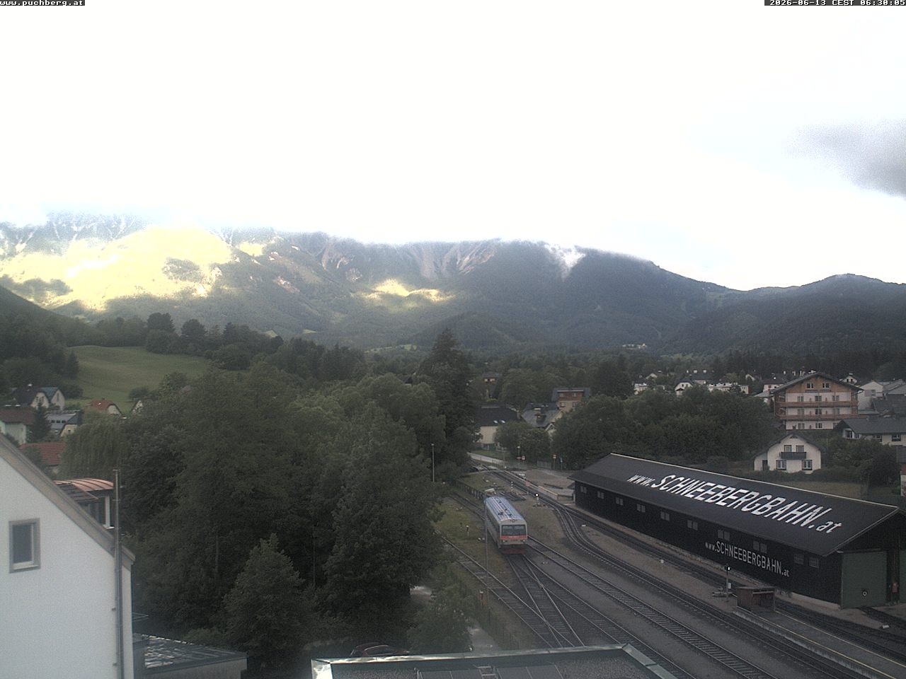 Archiv Foto Webcam Bahnhof in Puchberg am Schneeberg and Schneeberg Panorama