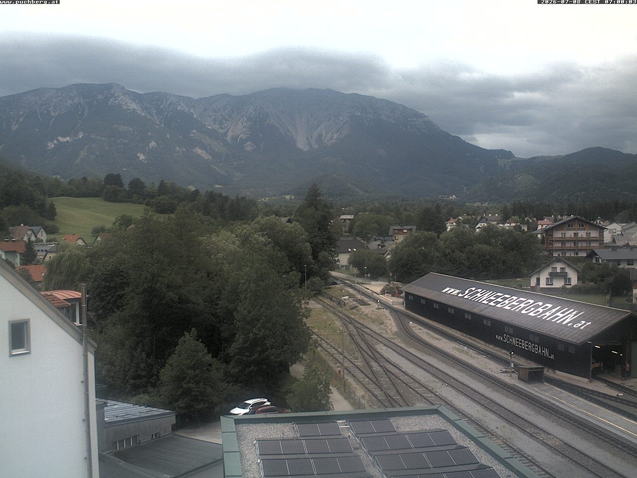 Archived image Webcam Train station at Puchberg am Schneeberg with view towards the Schneeberg