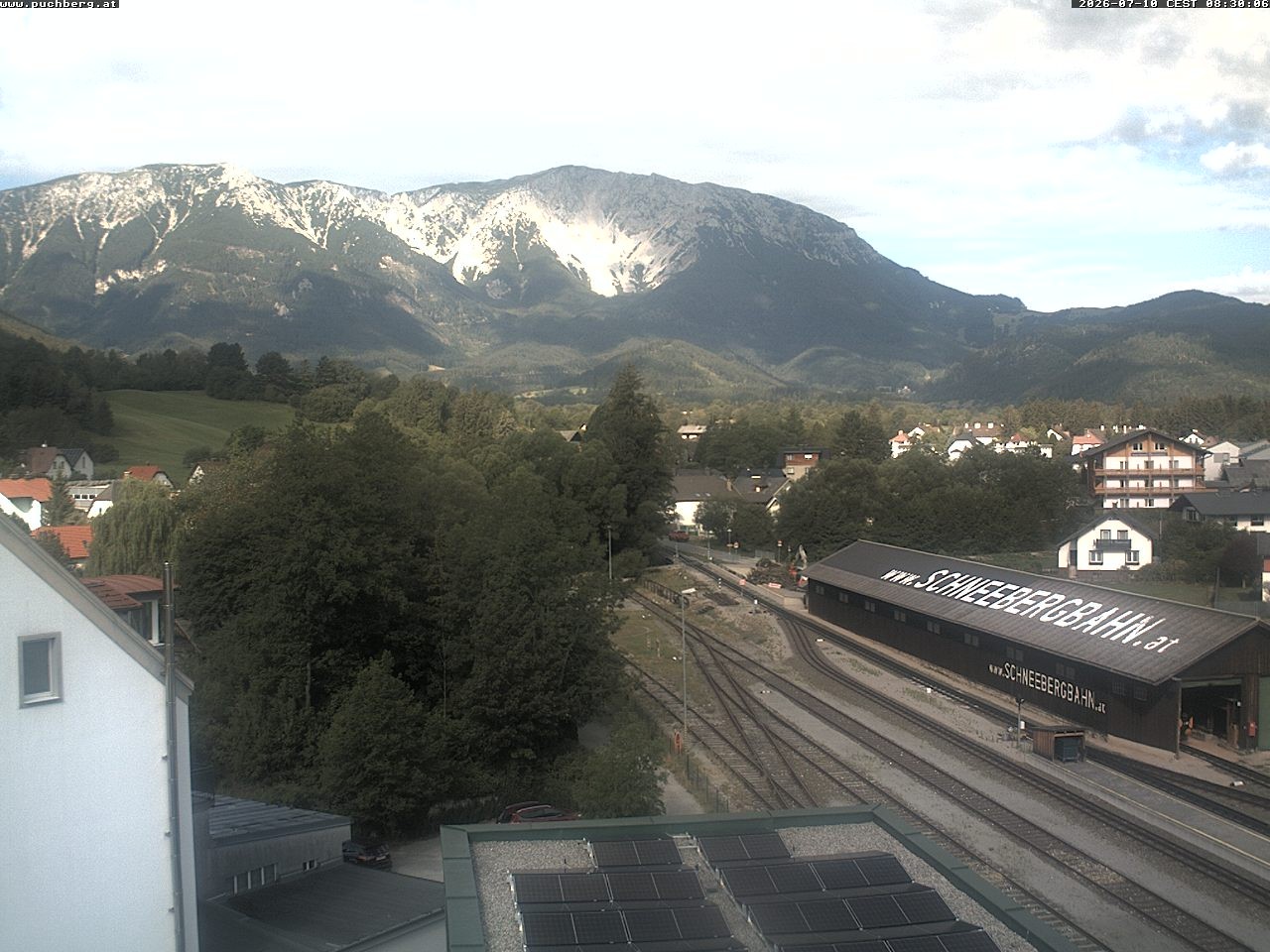 Archived image Webcam Train station at Puchberg am Schneeberg with view towards the Schneeberg