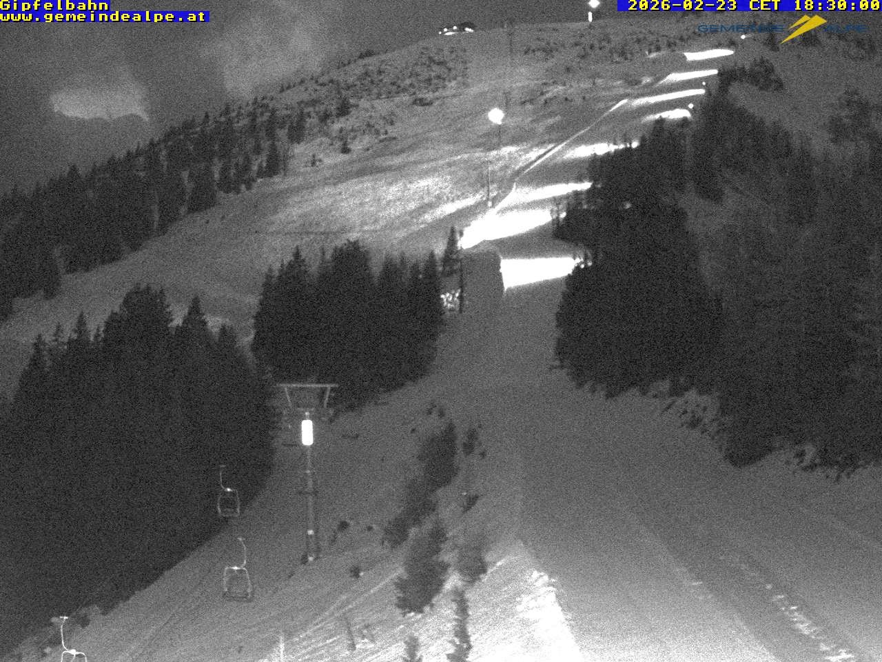 Archiv Foto Webcam Gemeindealpe Gipfelbahn und Gipfel