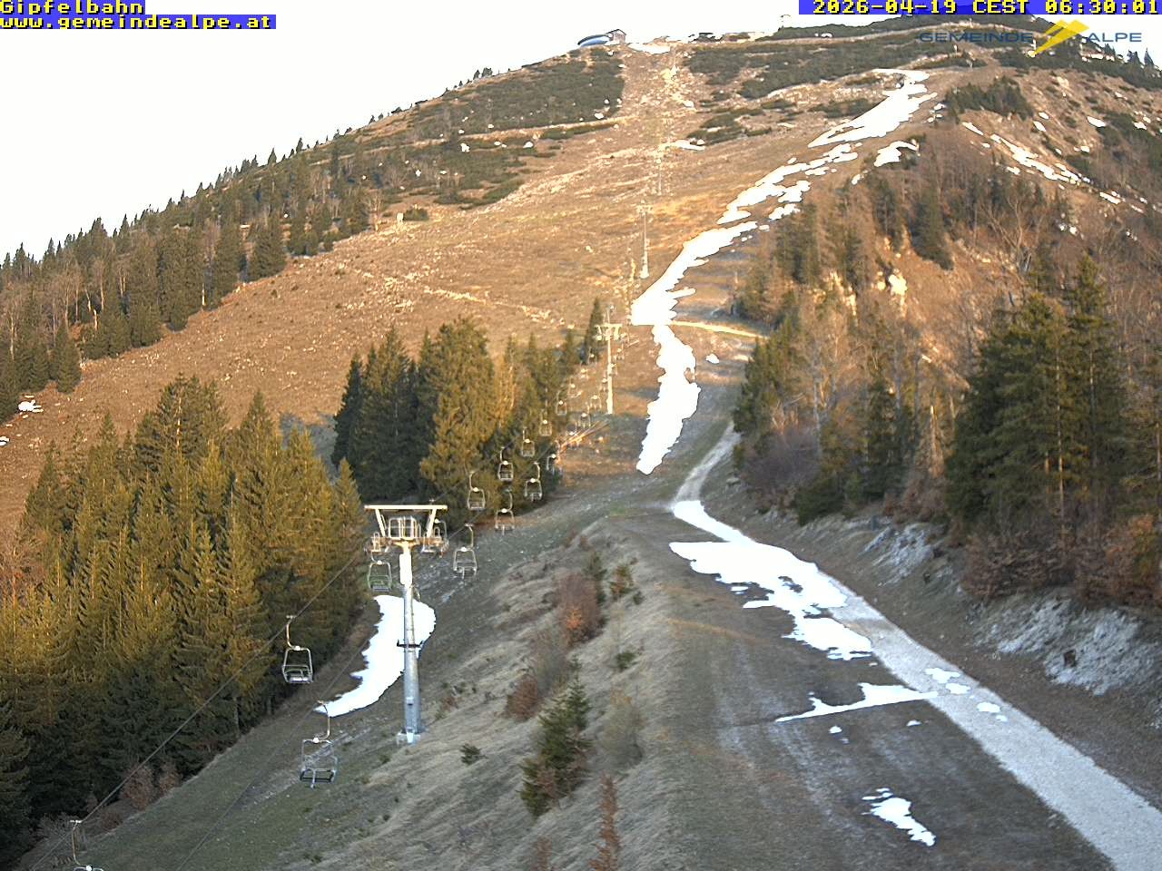Archiv Foto Webcam Gemeindealpe Gipfelbahn und Gipfel