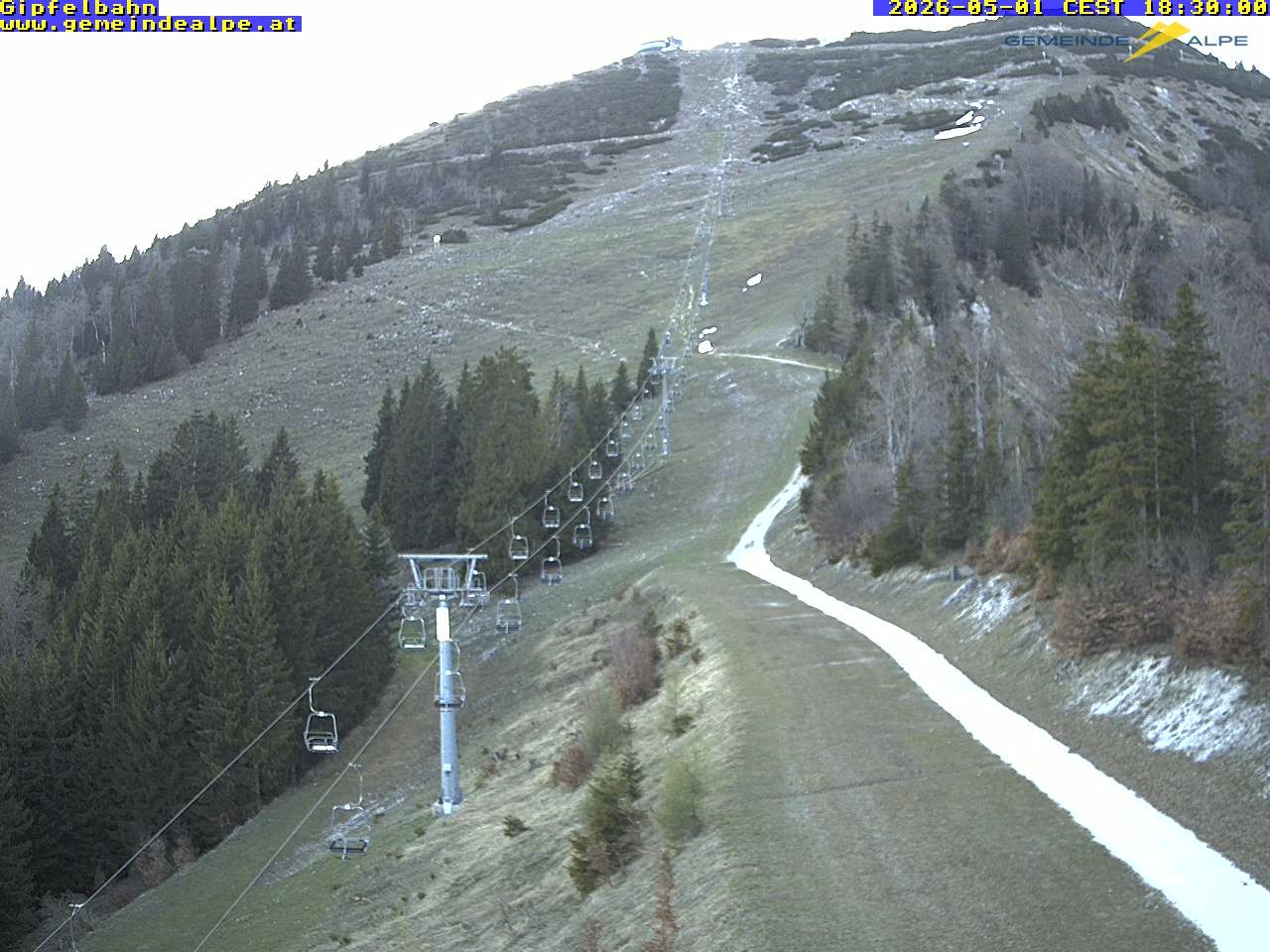 Archiv Foto Webcam Gemeindealpe Gipfelbahn und Gipfel