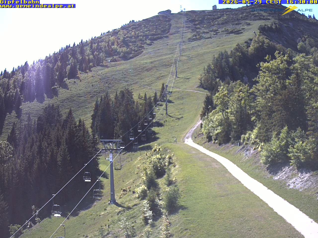 Archiv Foto Webcam Gemeindealpe Gipfelbahn und Gipfel