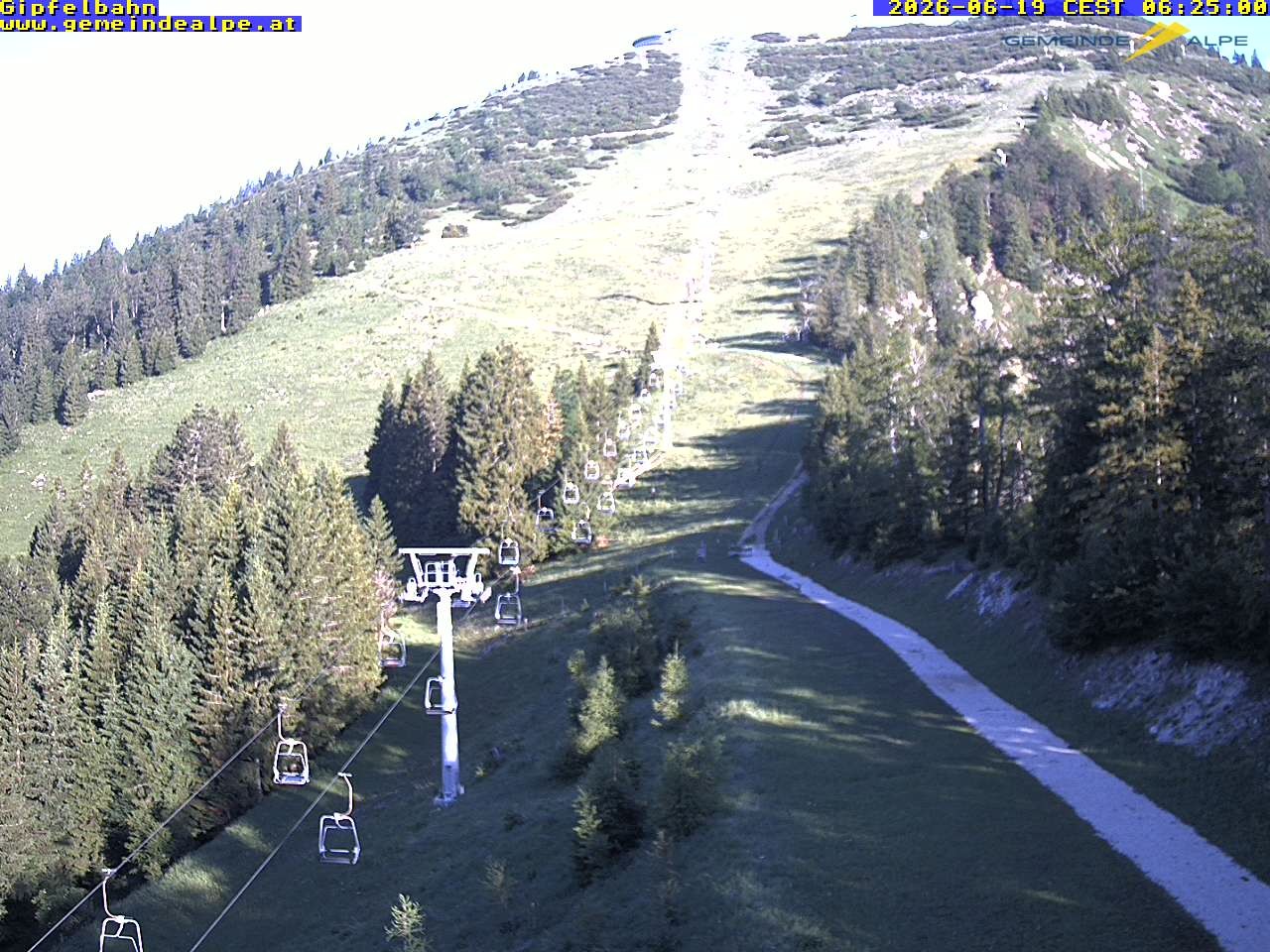 Archiv Foto Webcam Gemeindealpe Gipfelbahn und Gipfel