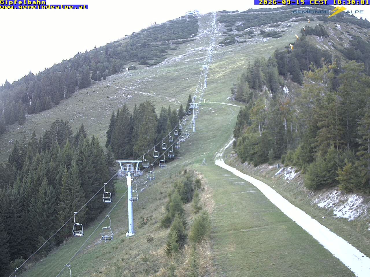 Archiv Foto Webcam Gemeindealpe Gipfelbahn und Gipfel