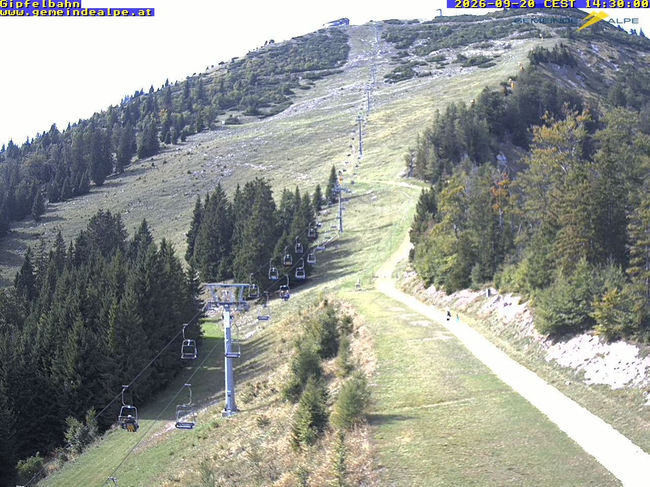 Archiv Foto Webcam Gemeindealpe Gipfelbahn und Gipfel