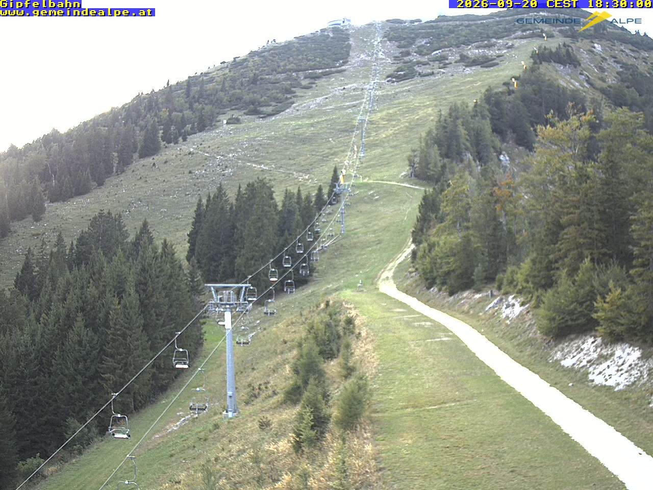 Archiv Foto Webcam Gemeindealpe Gipfelbahn und Gipfel