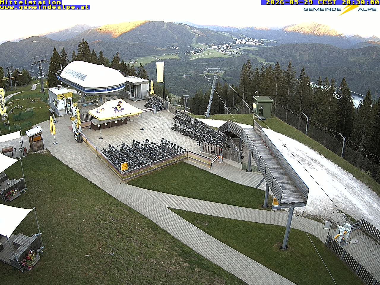 Archiv Foto Webcam Mittelstation Gemeindealpe
