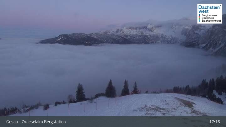 Archived image Webcam Gosau: Top station Panorama Jet Zwieselalm