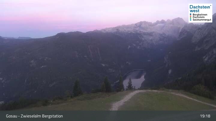 Archived image Webcam Gosau: Top station Panorama Jet Zwieselalm