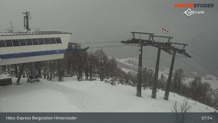 Archived image Webcam Hinterstoder Höss-Express Top Station