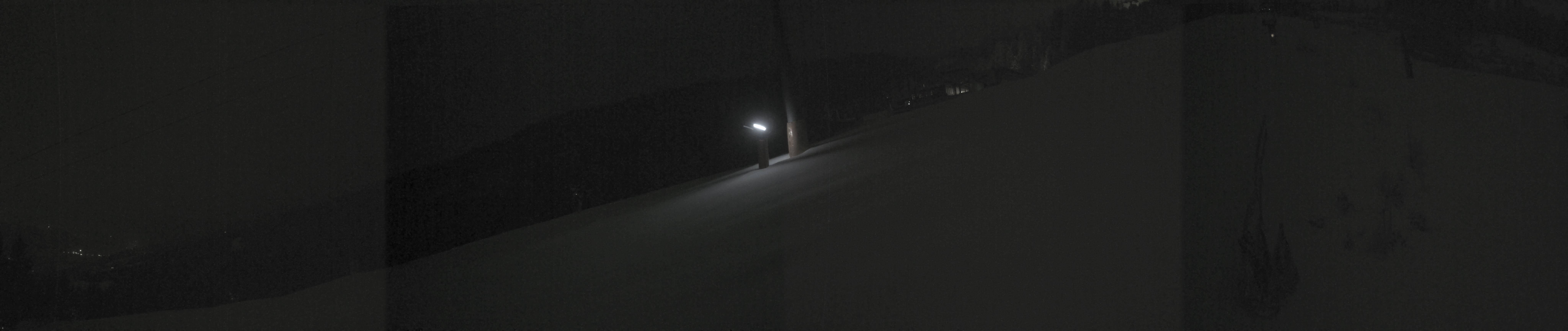 Archived image Webcam Hauser Kabling: top station of the gondola