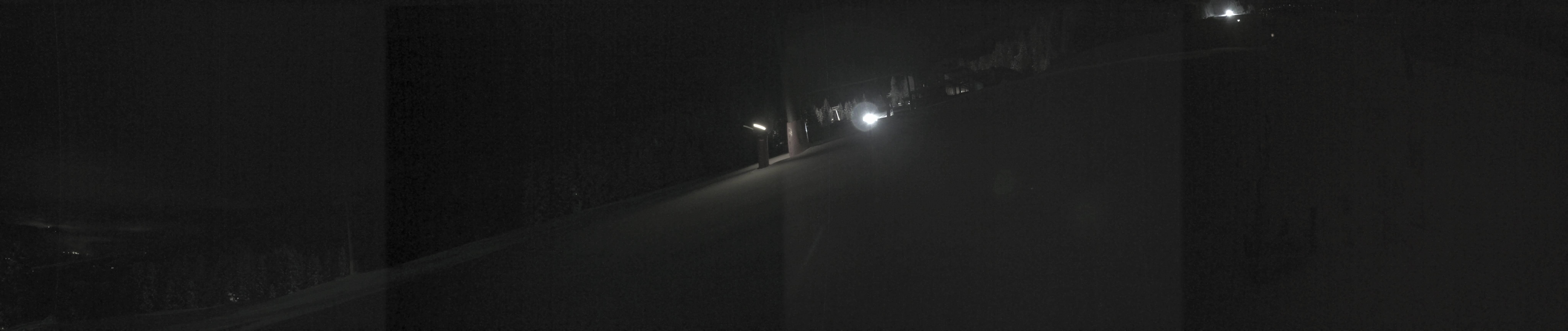 Archived image Webcam Hauser Kabling: top station of the gondola