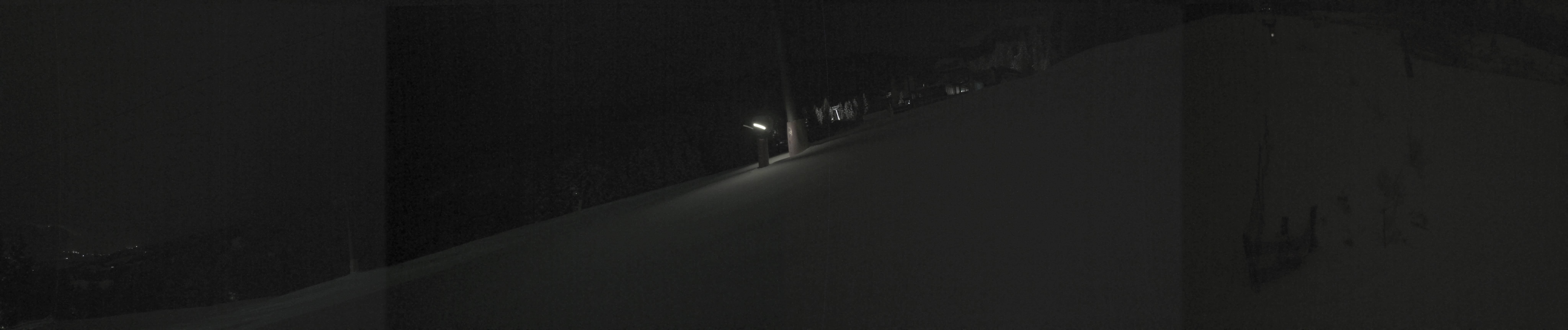 Archived image Webcam Hauser Kabling: top station of the gondola