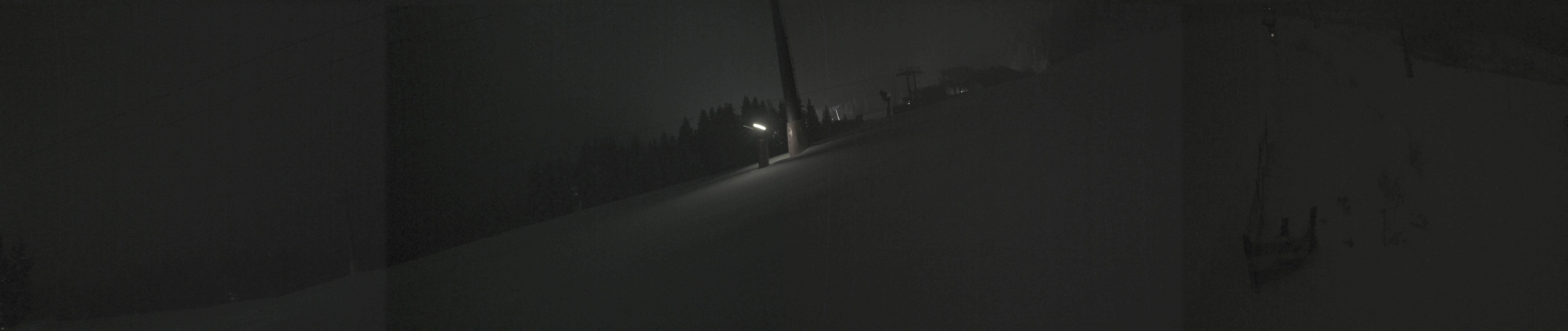 Archived image Webcam Hauser Kabling: top station of the gondola