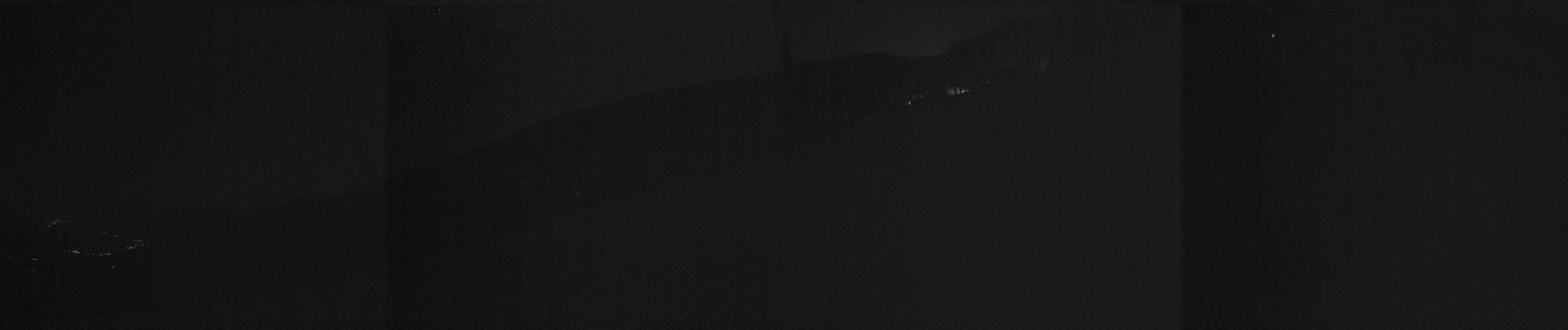 Archived image Webcam Hauser Kabling: top station of the gondola