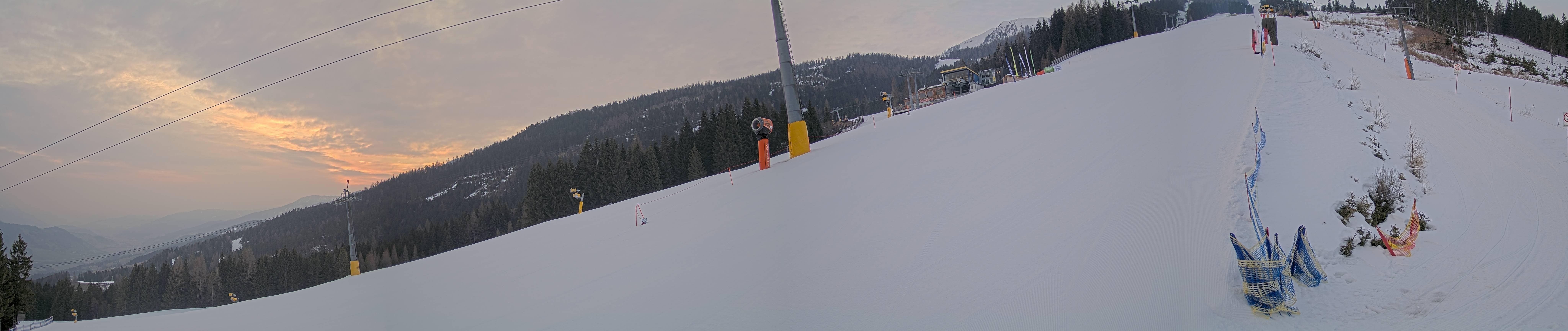 Archiv Foto Webcam Hauser Kaibling: Bergstation der 8er Gondel