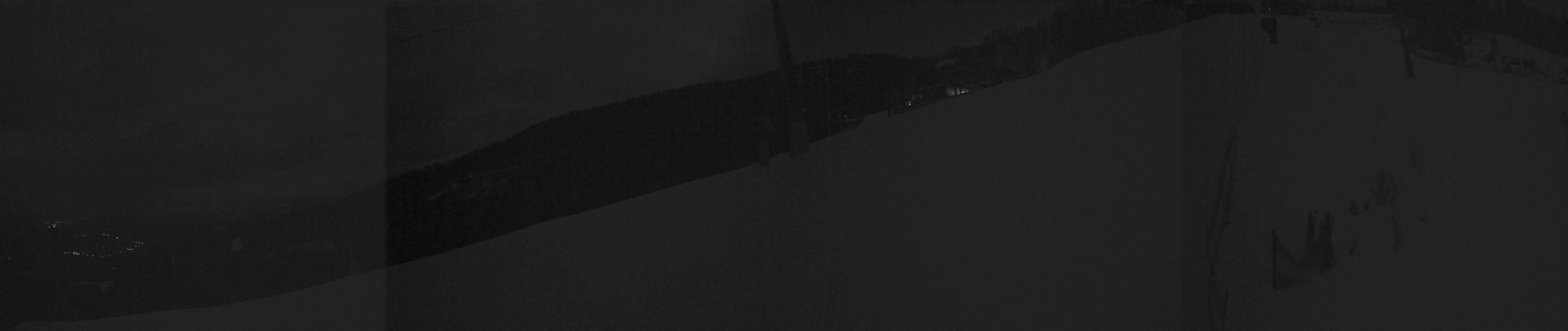 Archived image Webcam Hauser Kabling: top station of the gondola