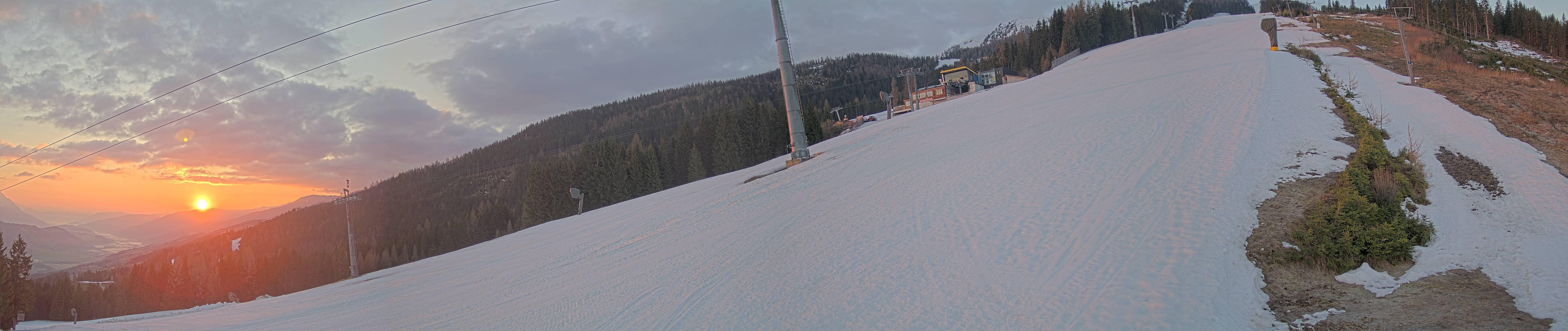 Archiv Foto Webcam Hauser Kaibling: Bergstation der 8er Gondel