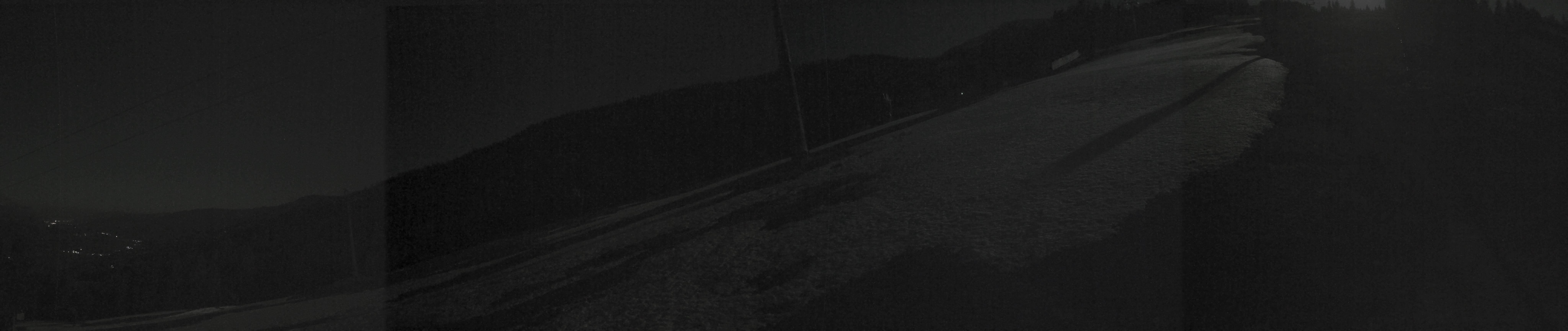 Archived image Webcam Hauser Kabling: top station of the gondola