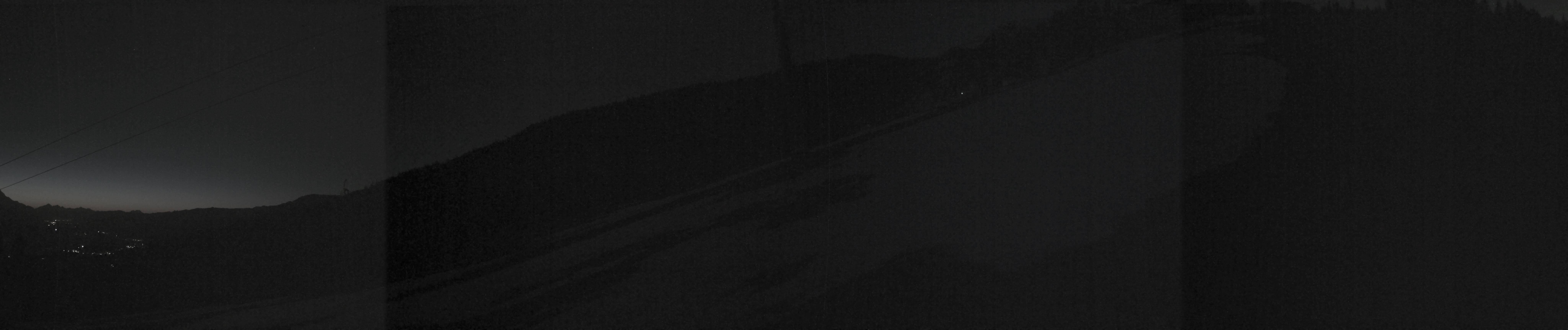 Archived image Webcam Hauser Kabling: top station of the gondola