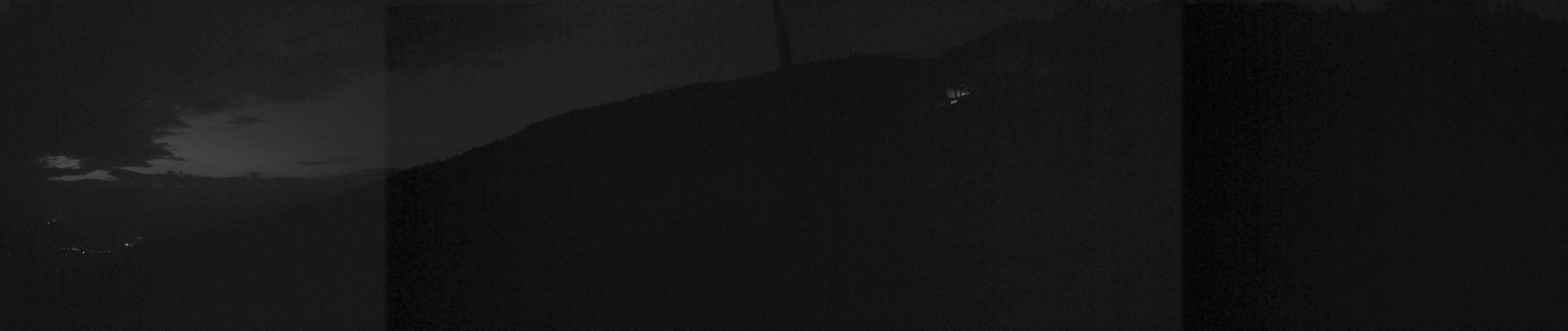 Archived image Webcam Hauser Kabling: top station of the gondola