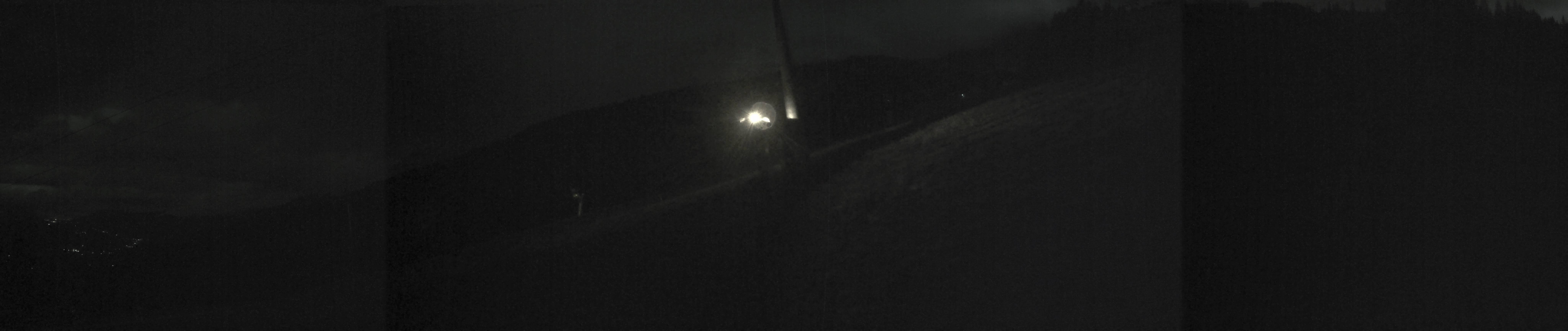 Archived image Webcam Hauser Kabling: top station of the gondola