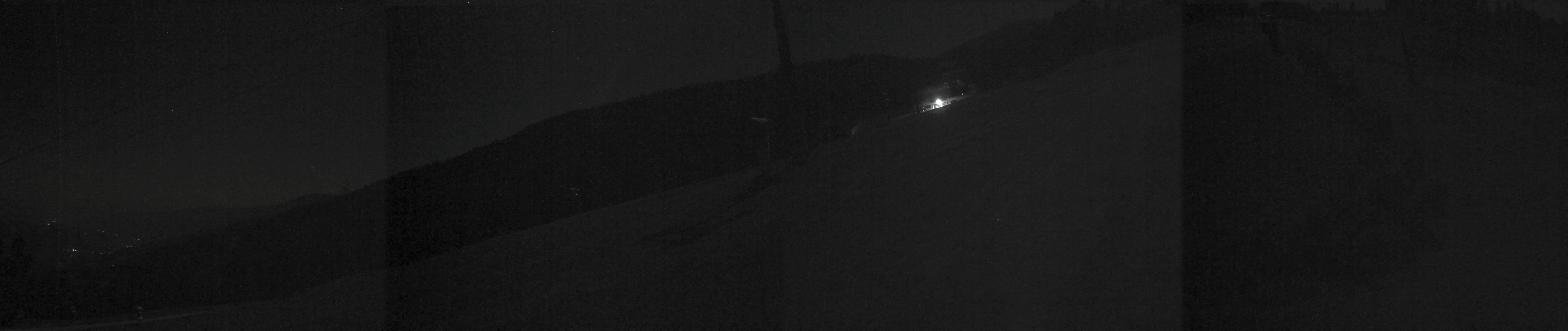 Archived image Webcam Hauser Kabling: top station of the gondola